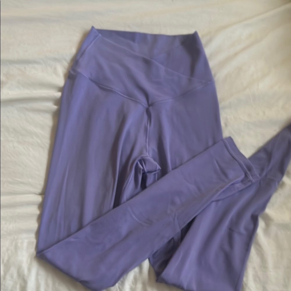 Chic Purple High-Waisted Leggings